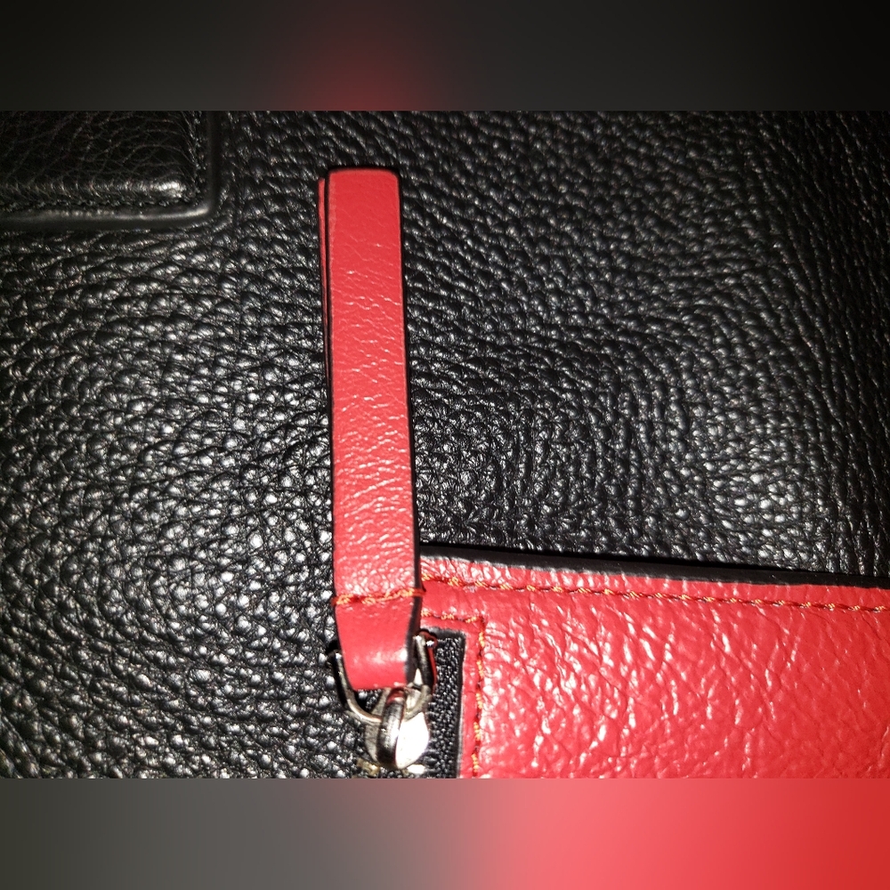 Marc Jacobs soft black lambskin leather tote w pouch lipstick red lining Tote L - Picture 12 of 13